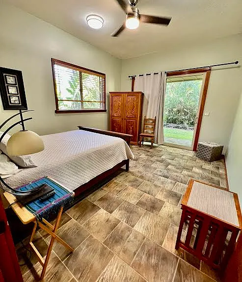Guest bedroom