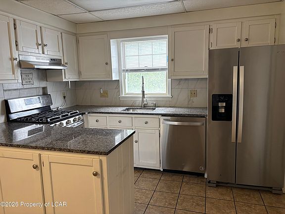 2nd image of 75 Green St
