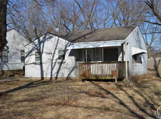 2348 SW Harrison St, Topeka, KS 66611