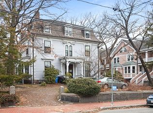 15 Maple Ave #B, Cambridge, MA 02139