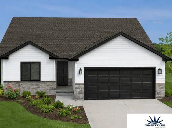 2915 Lakeside Dr, Plattsmouth, NE 68048