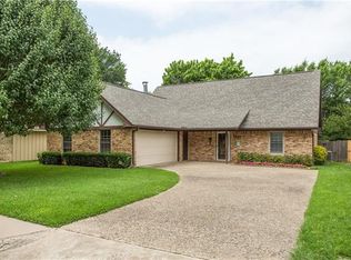 1617 Camero Dr, Carrollton, TX 75006