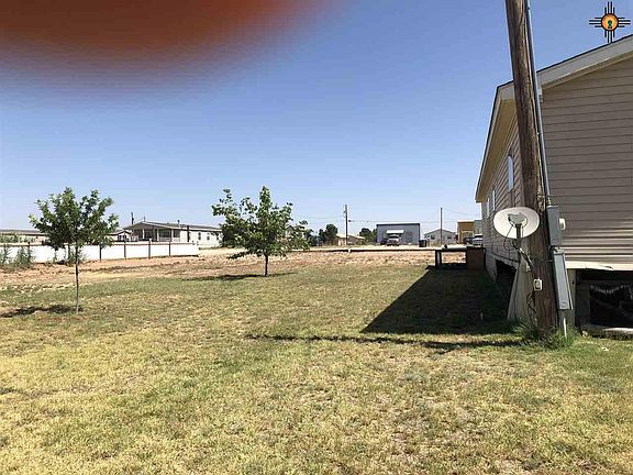 3rd image of 1015 Caviness Ave