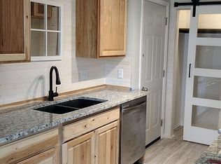 805 E Kelly Ave, Augusta, KS 67010