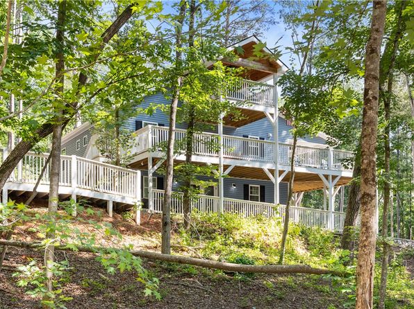 101 Spruce Dr, Westminster, SC 29693