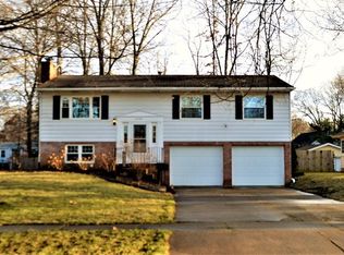 2486 Norman Dr, Stow, OH 44224