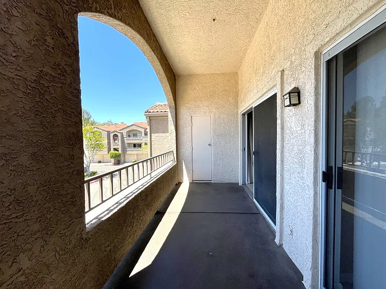 1020 La Terraza Cir #306 — Photo 36