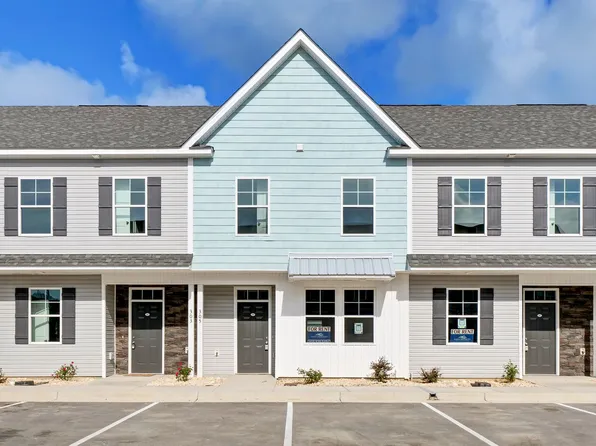 305 Starfish Ln, Sneads Ferry, NC 28460