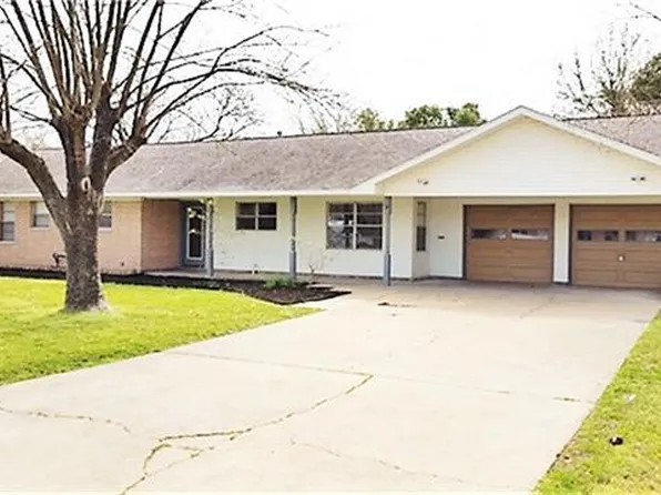 927 22nd Ave N, Texas City, TX 77590