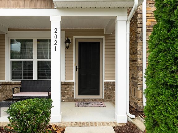 5th image of 2021 Hickory Brook Dr