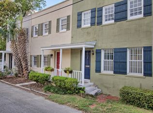 518 E Perry Ln, Savannah, GA 31401