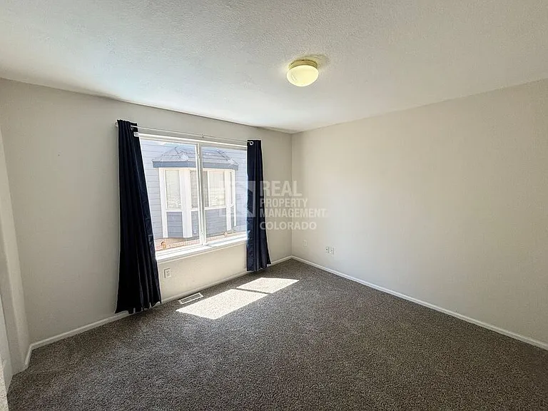 15162 E 118th Ave — Photo 9