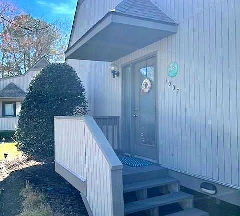 3rd image of 39357 W Pine Ct #1007