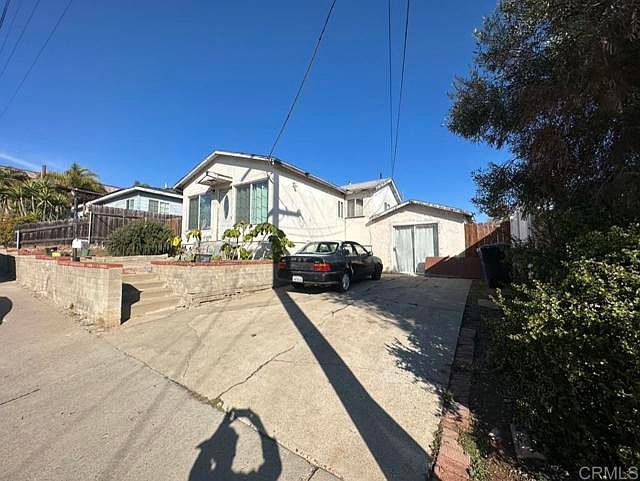 1st image of 1135 Colusa St