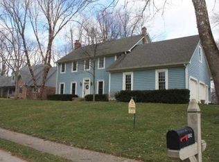 6262 Deerwood Ct, Greenwood, IN