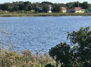 1224 Kellogg Dr, Tavares, FL 32778