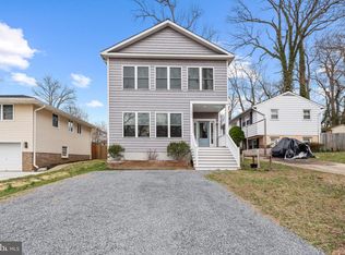 1247 Shore Dr, Edgewater, MD 21037