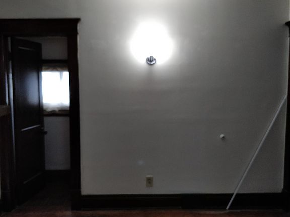 2nd image of 150 Victoria Ave