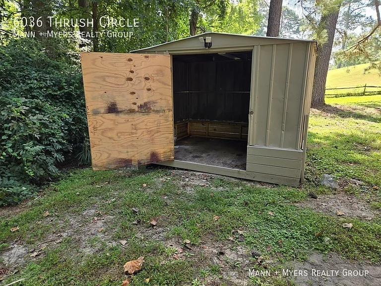 6036 Thrush Cir — Photo 25