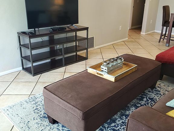 4th image of 2043 Couver Dr
