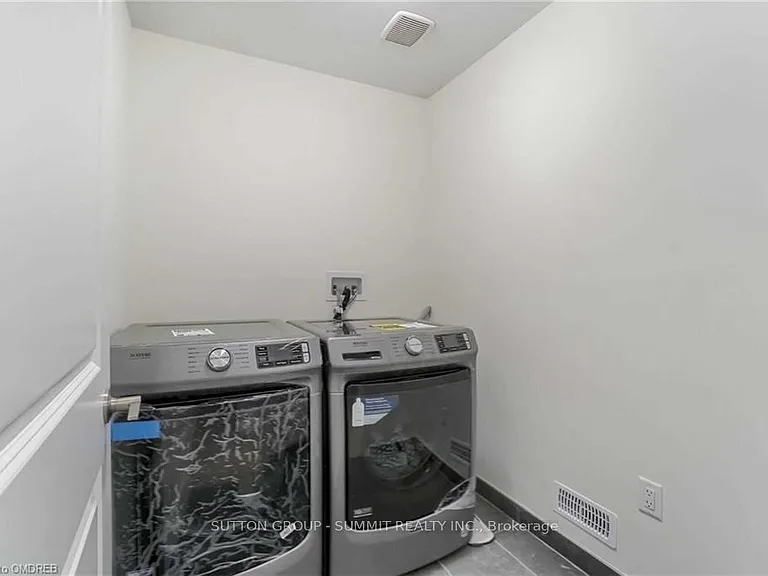 492 Bergamot Ave — Photo 27