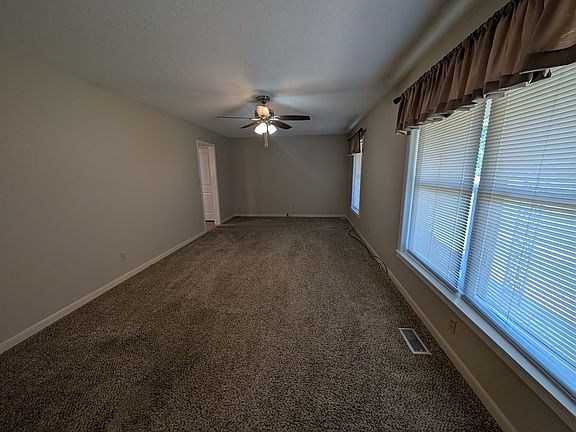 4th image of 4450 Shellfield Rd