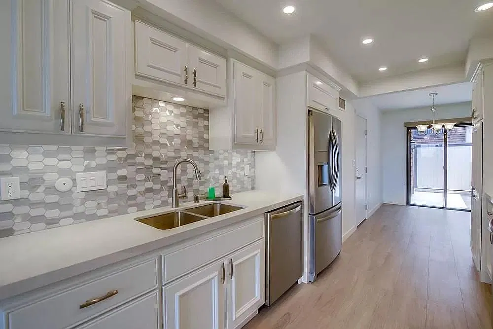 2 bed, 1426 sqft, $6,250 — Photo 4