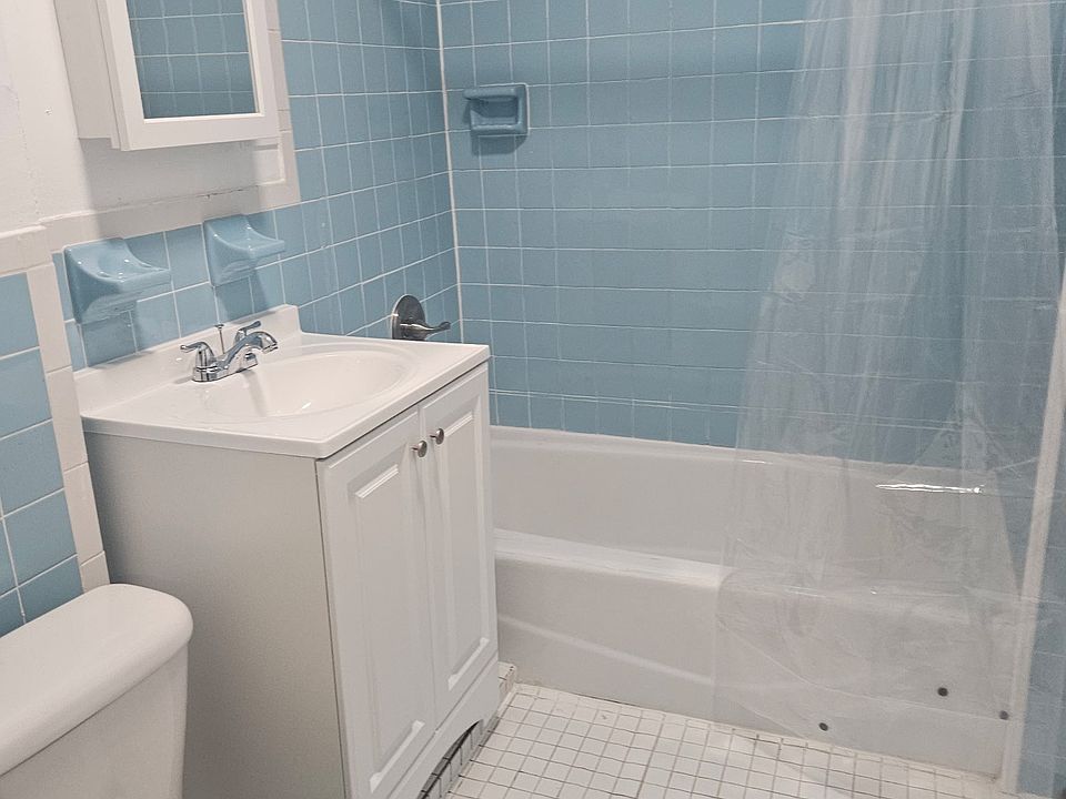 1st image of 11911 107th Ave
