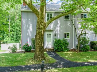 7 Monika Ln, Brookfield, CT 06804