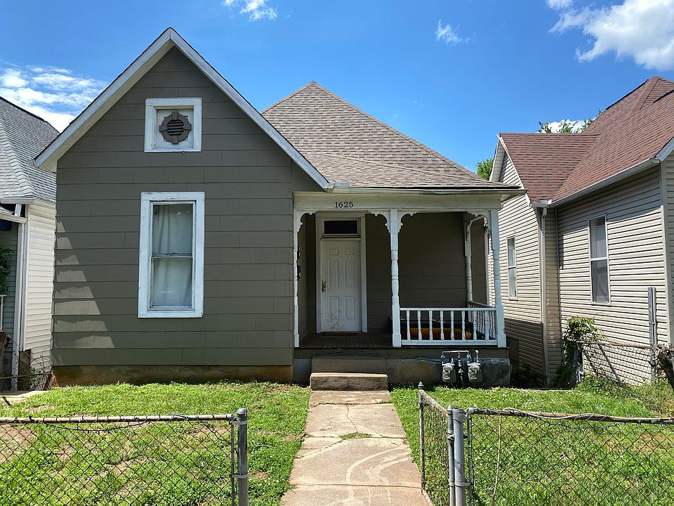 1st image of 1625 Forest Ave