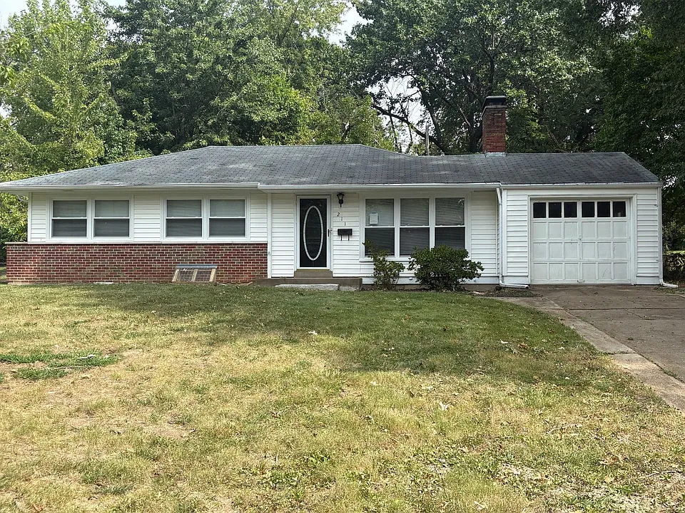 211 Frost Ave