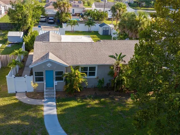 145 36th Ave NE, Saint Petersburg, FL 33704
