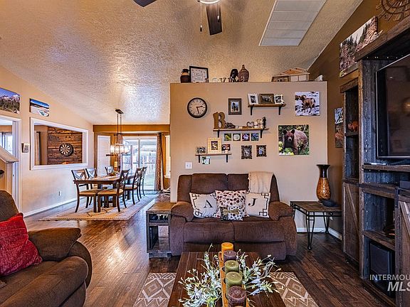 5th image of 3934 E Greensprings Ct
