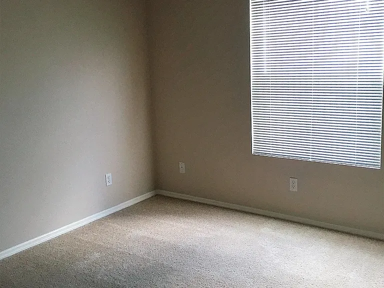 4018 Balmoral Dr #4018 — Photo 12