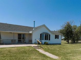 18430 W Oregon Trail Rd, Hershey, NE 69143