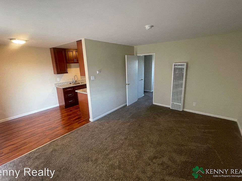 1st image of 823 Hensley Ave #16