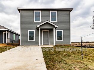 12822 Ratcliff Ln, Saint Hedwig, TX 78152
