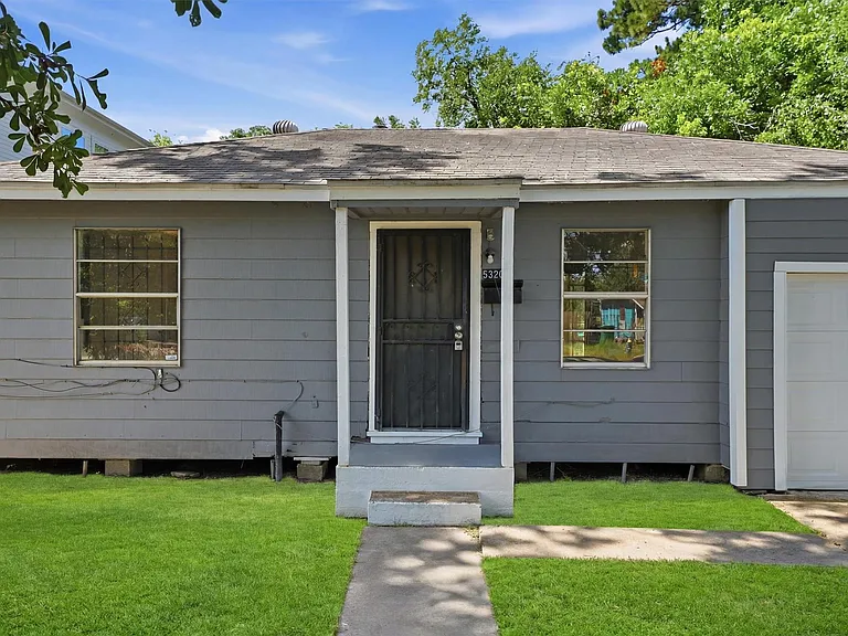 5326 Wenda St — Photo 3