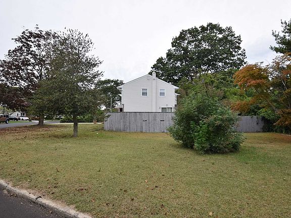 4th image of 117 Fawn Dr