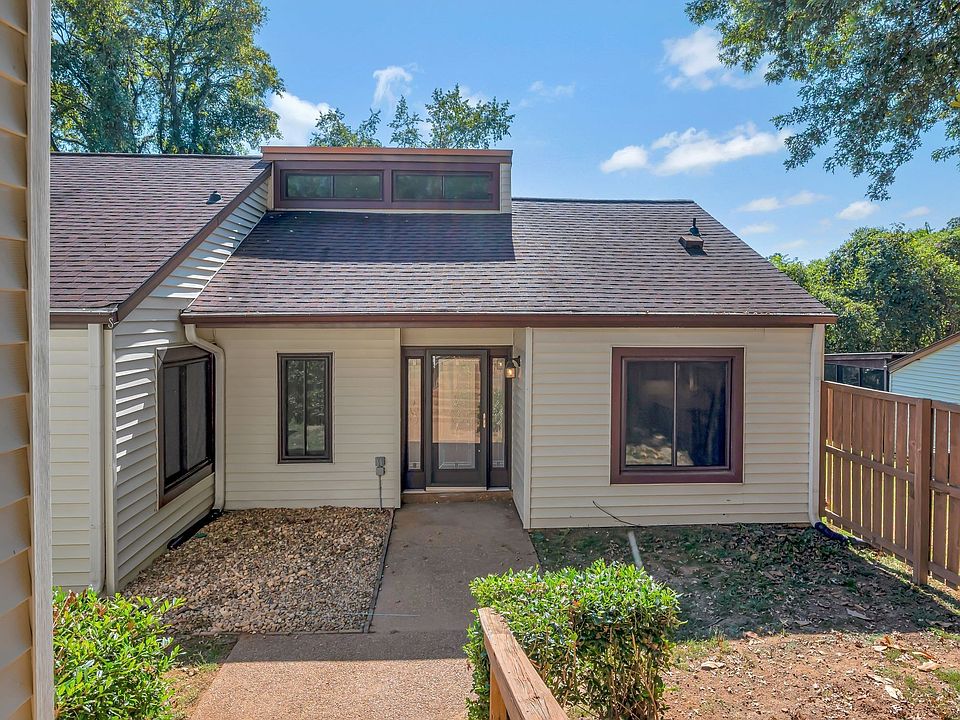 1st image of 4815 Quail Hollow Dr