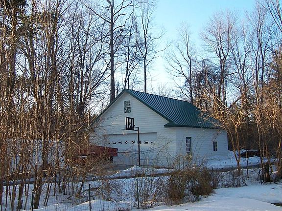 Detached 2 Story Garage