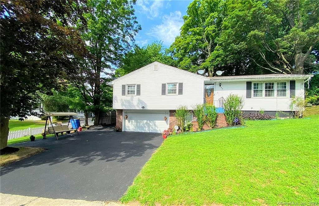 49 Piedmont St, Waterbury, CT 06706 Zillow