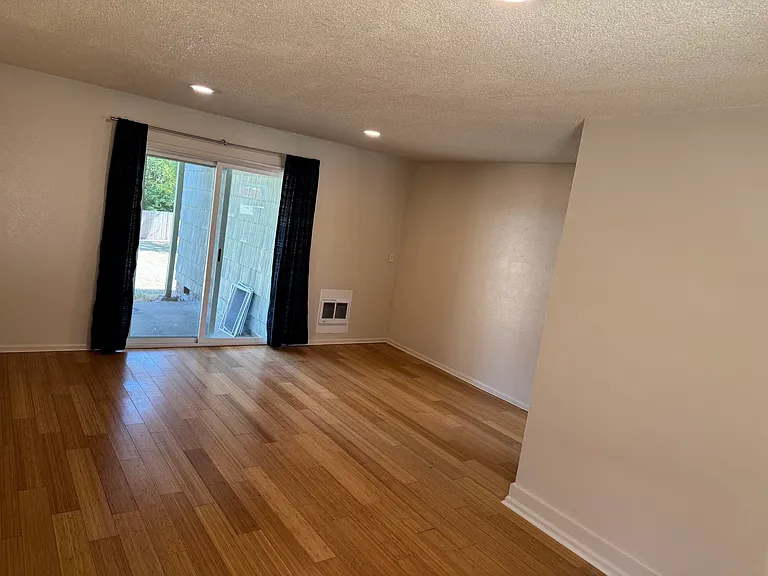 1775 Augusta St — Photo 11