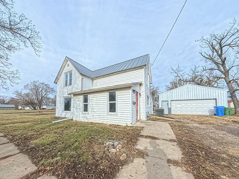 306 W Reed St — Photo 1