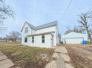 306 W Reed St, Jefferson, IA 50129