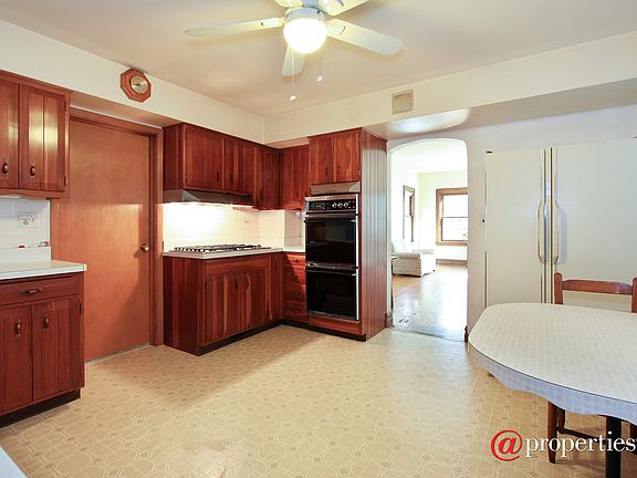 Kitchen / Living Room