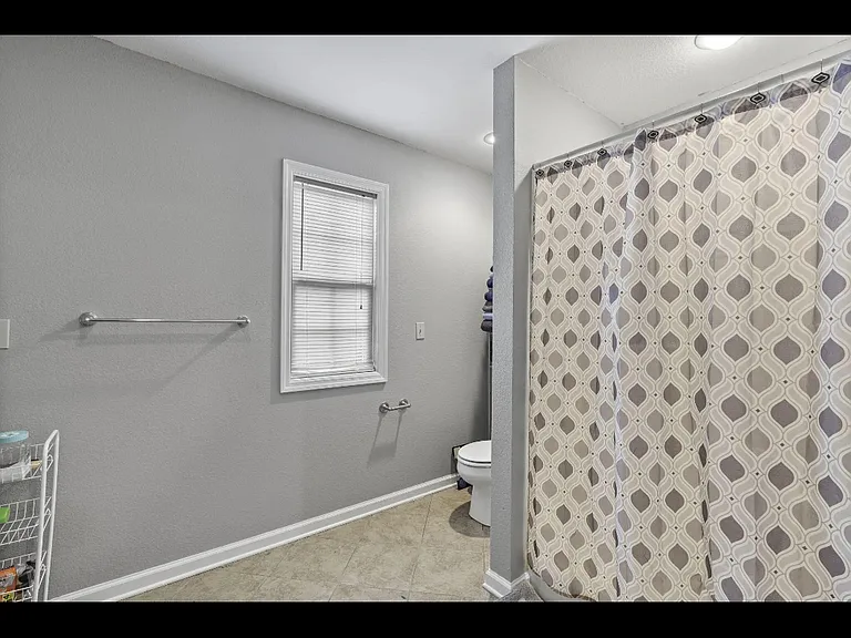152 Creme St — Photo 8