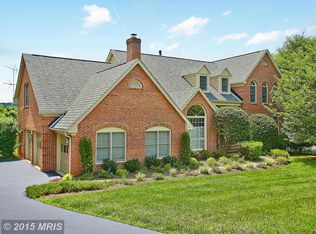 9723 Middleton Ridge Rd, Vienna, VA 22182