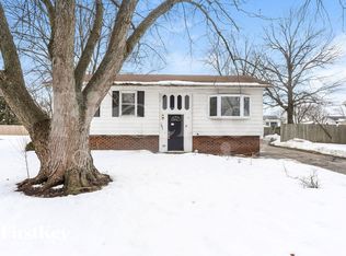 341 Hanover Dr, Bolingbrook, IL 60440