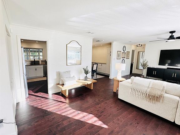 4th image of 5082 Ouachita Drive